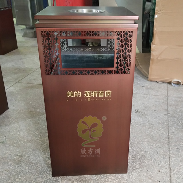 鏤空室內(nèi)方形不銹鋼垃圾桶