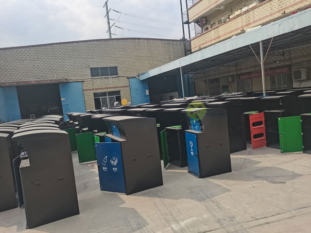 深圳城管驗(yàn)收標(biāo)準(zhǔn)不銹鋼垃圾分類投放點(diǎn)大垃圾箱
